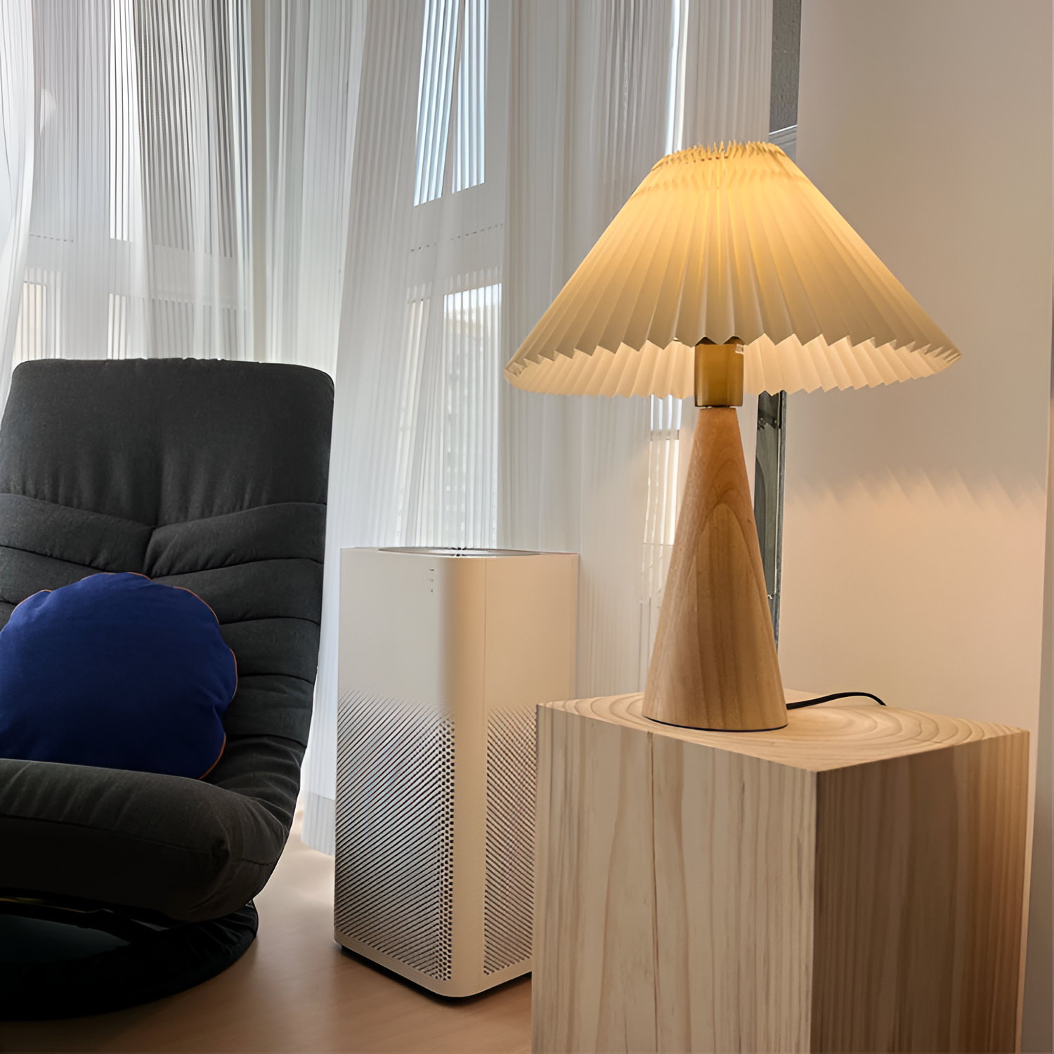Lámpara de Mesa Plisada Minimalista - Regulable
