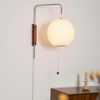 Aplique Pared Minimalista Mid-Century - Brazo Móvil