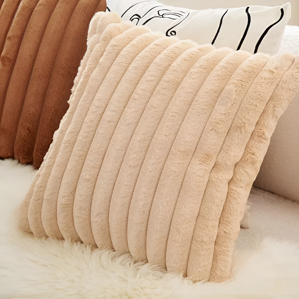 Cojín Decorativo con Relieve - Estilo Neutro Estriado