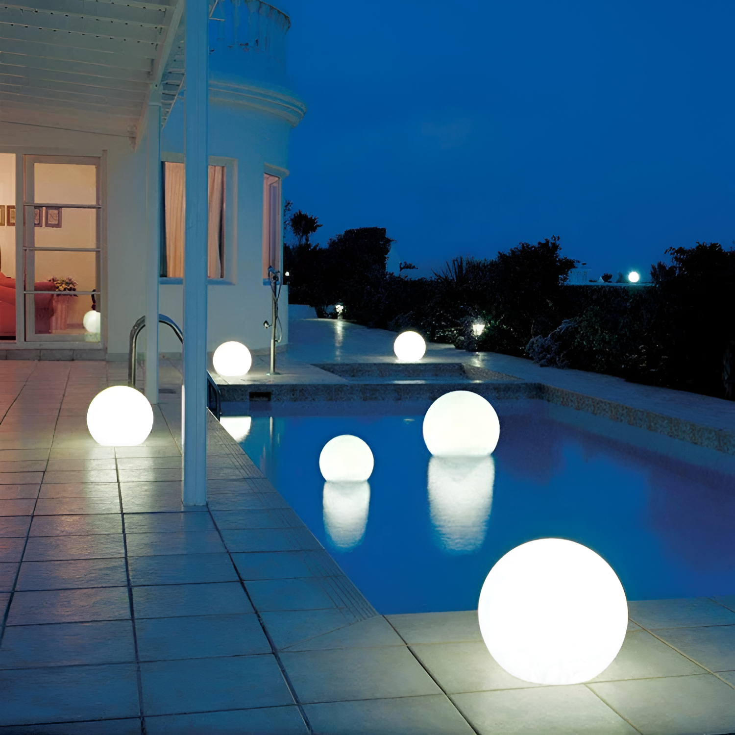 Esfera Luminosa Flotante Minimalista - Versátil