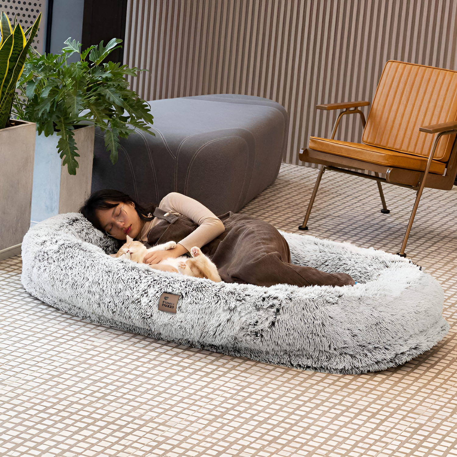Cama Nido de Felpa para Mascotas - Relajante