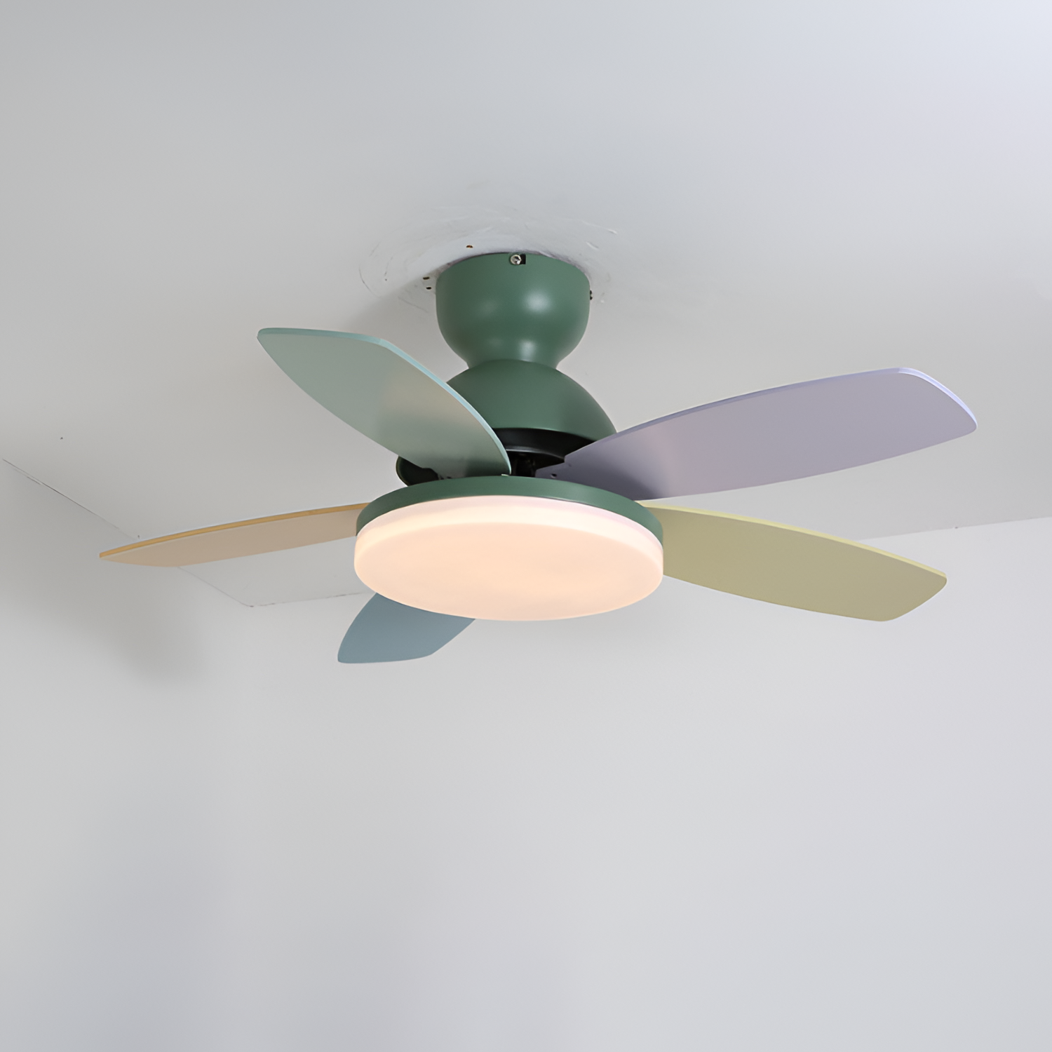 Ventilador de Techo Empotrado de Varias Aspas - Regulable