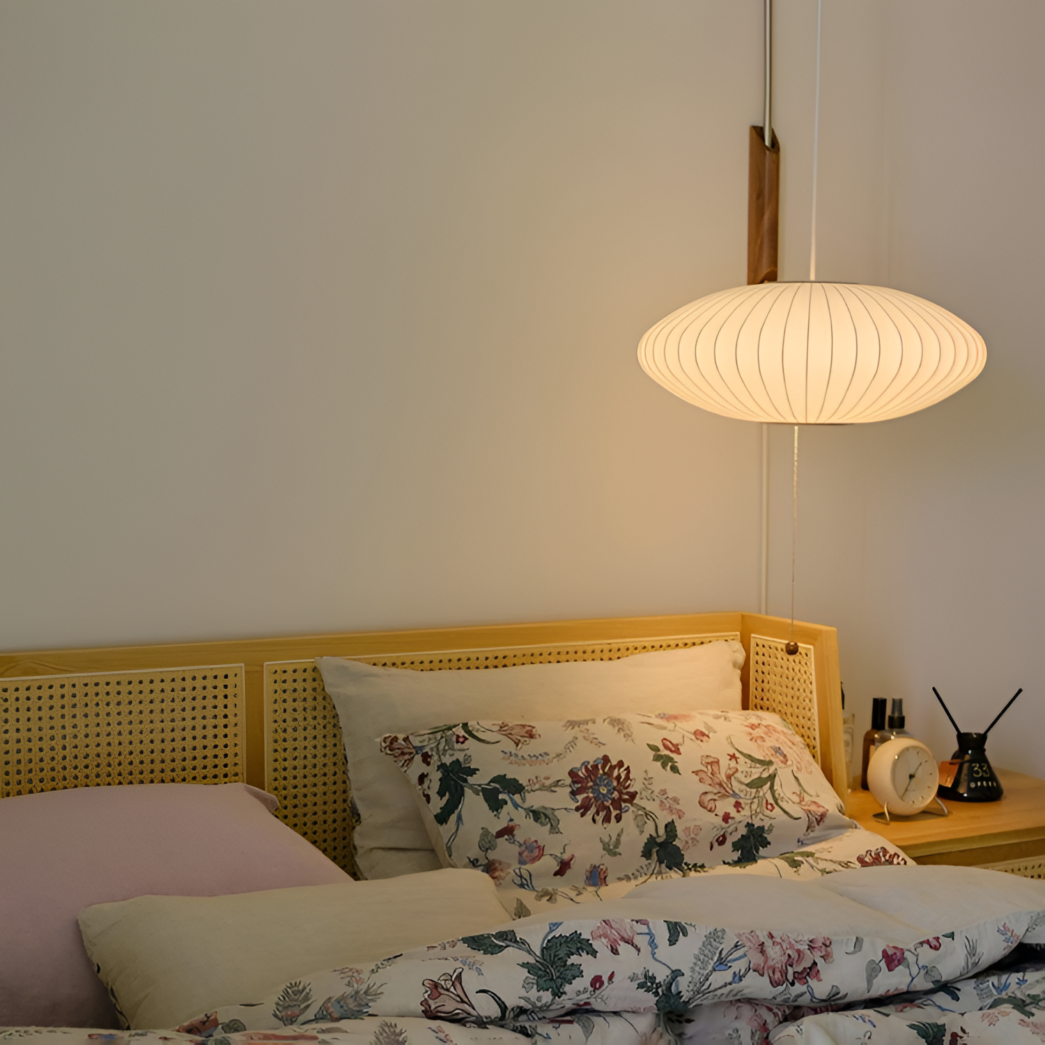 Aplique Pared Minimalista Mid-Century - Brazo Móvil