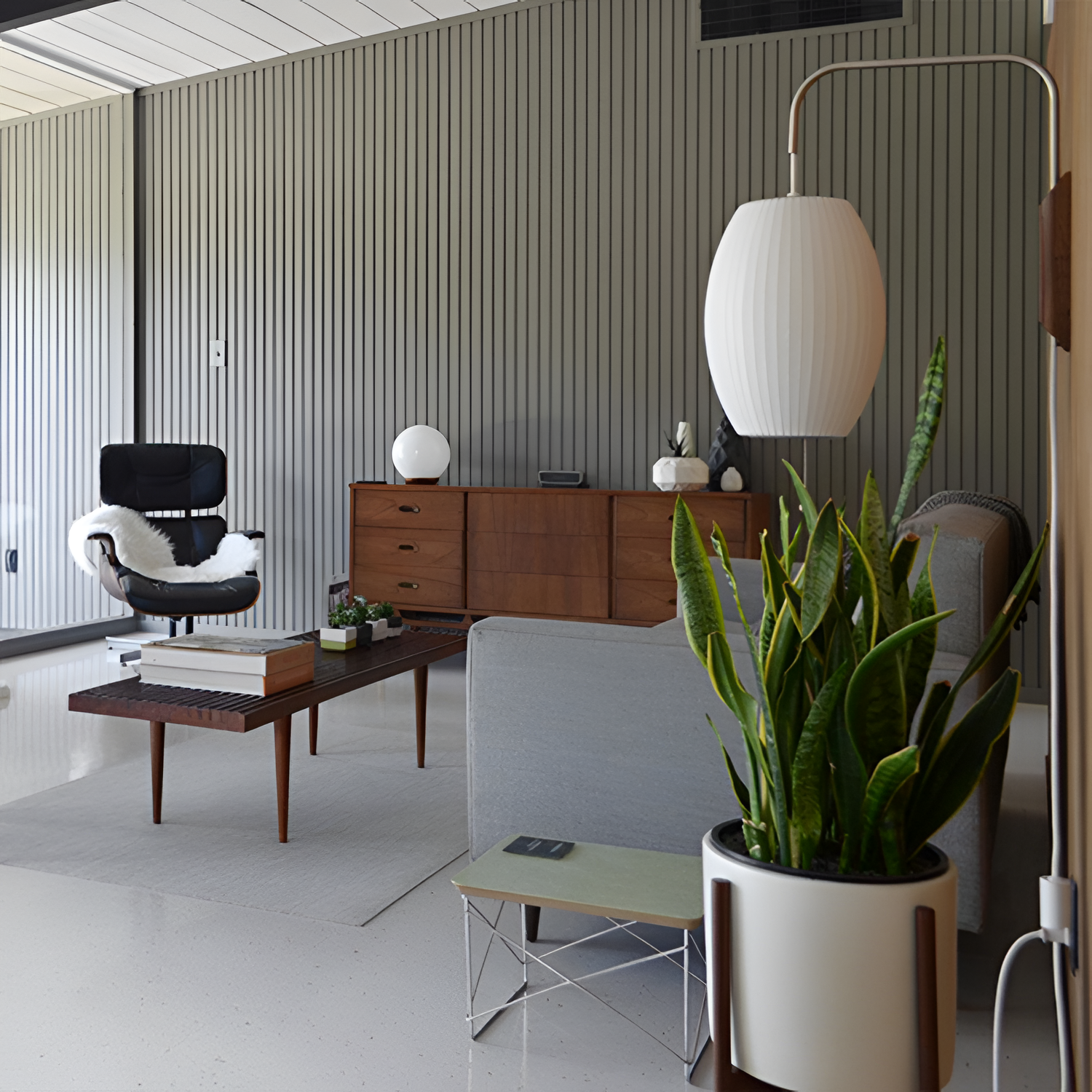 Aplique Pared Minimalista Mid-Century - Brazo Móvil