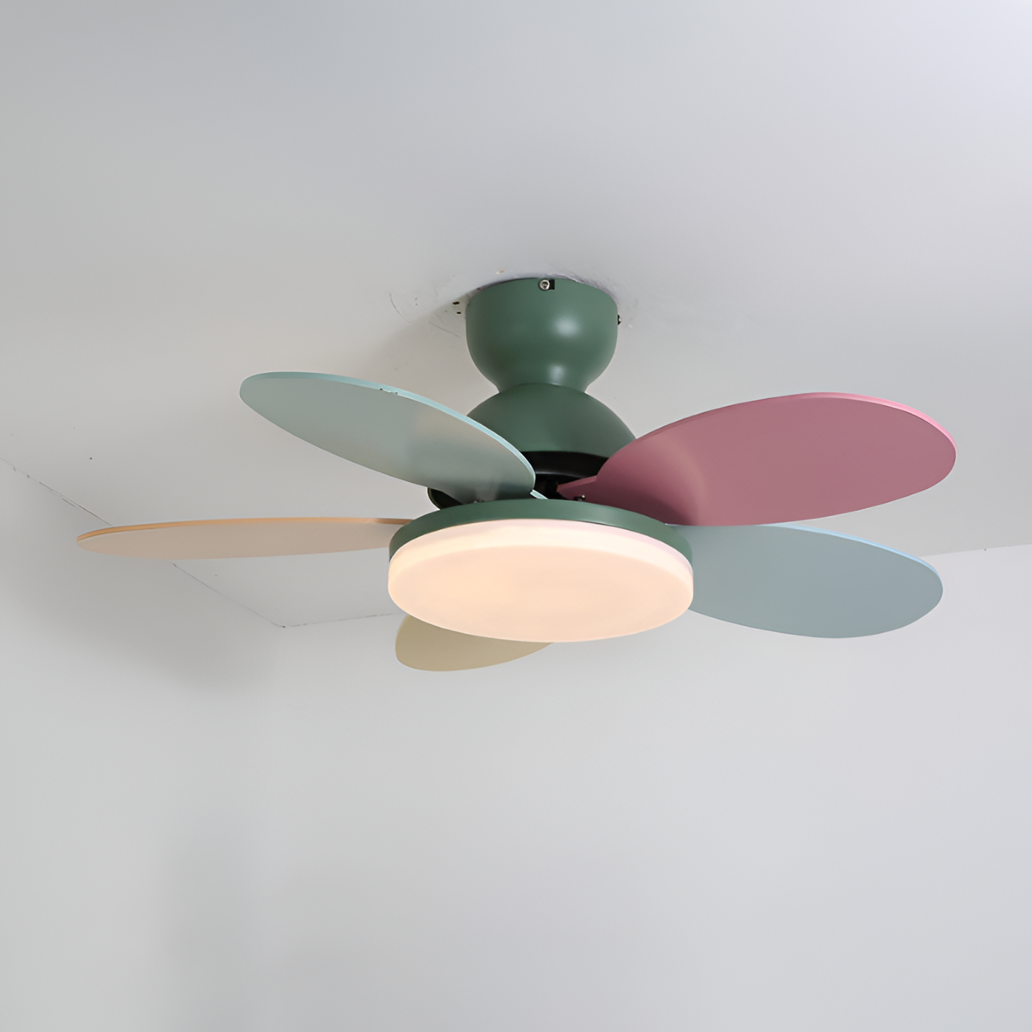Ventilador de Techo Empotrado de Varias Aspas - Regulable
