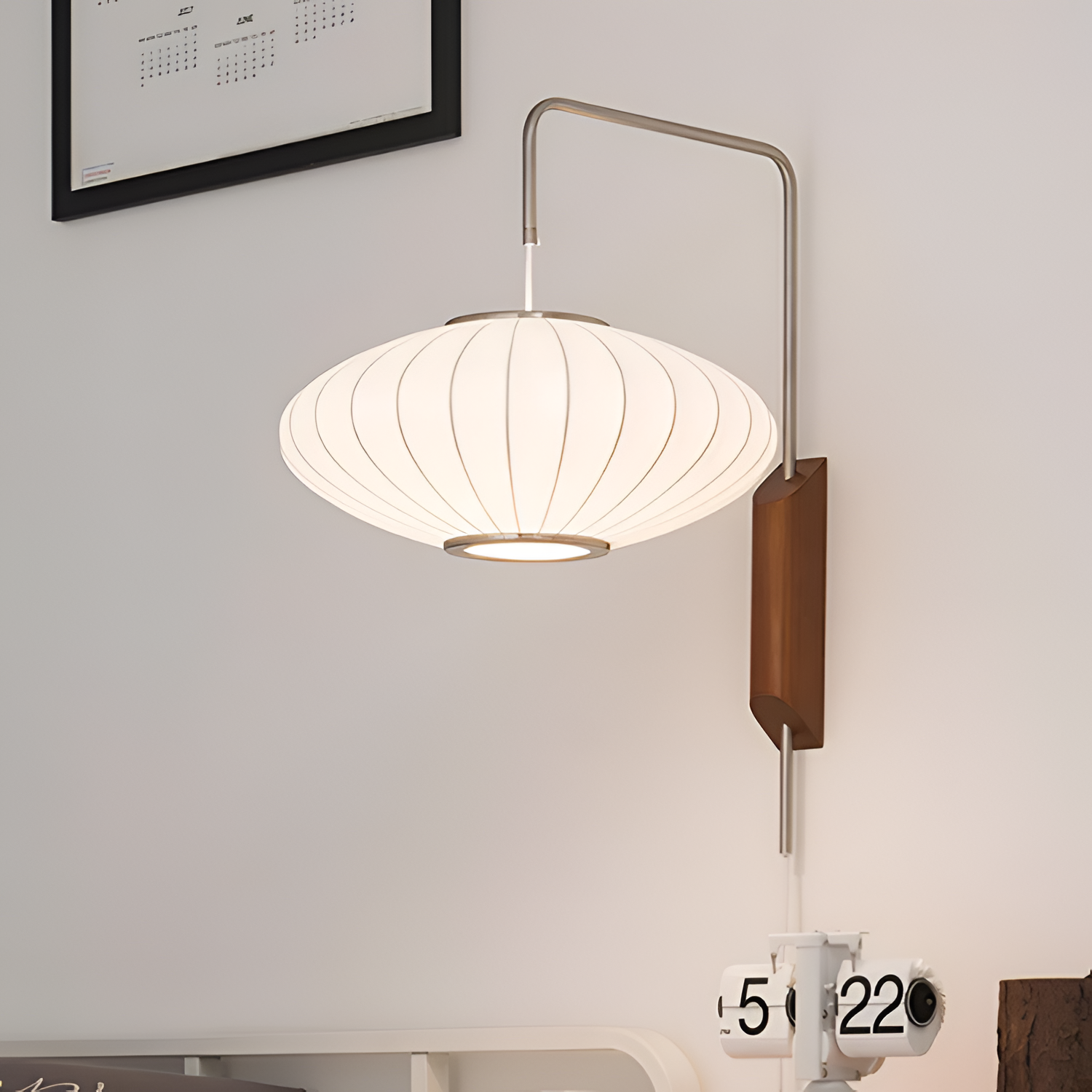 Aplique Pared Minimalista Mid-Century - Brazo Móvil