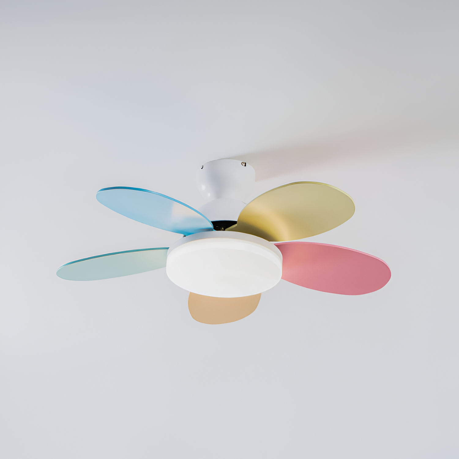 Ventilador de Techo Empotrado de Varias Aspas - Regulable