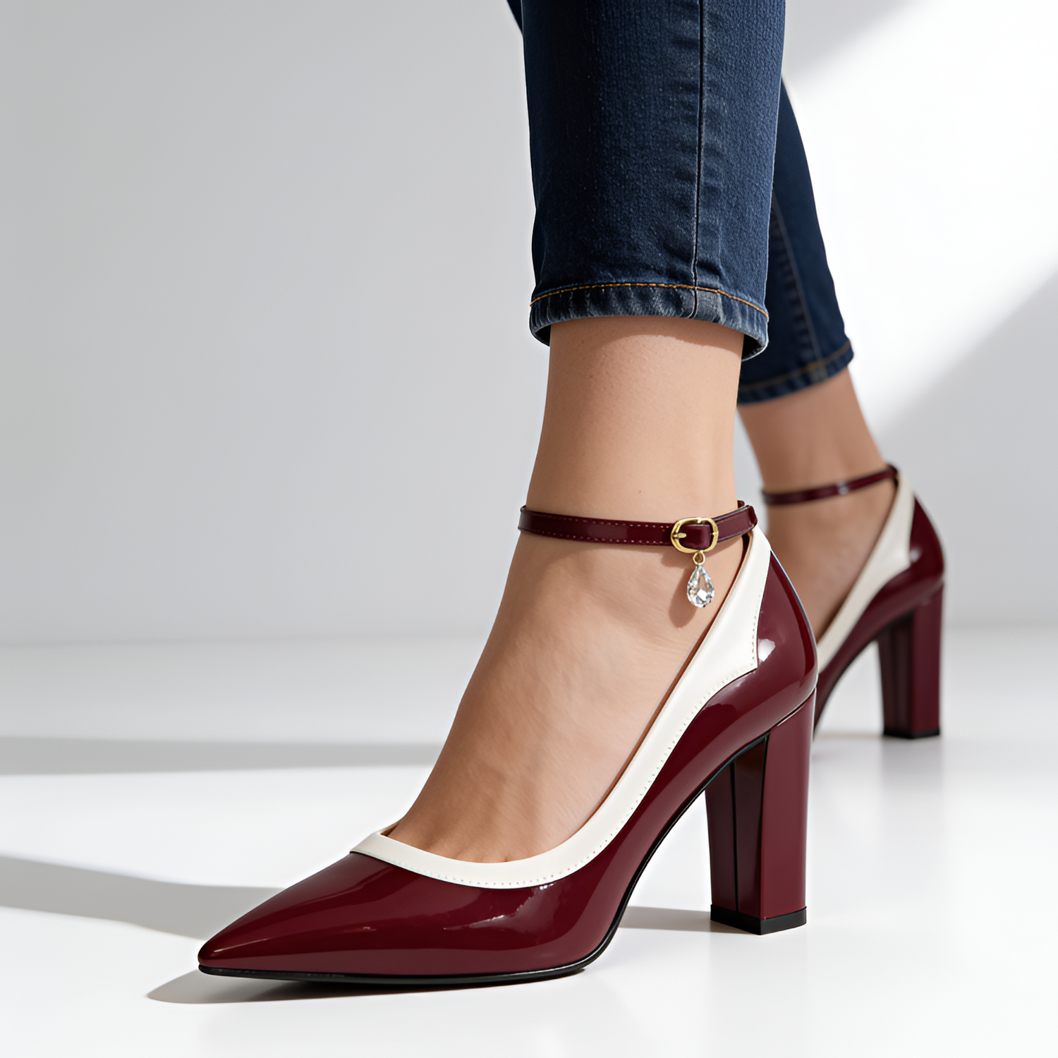 Zapatos De Tacón De Bloque Con Correa Al Tobillo Para Mujer - Ropa De Oficina