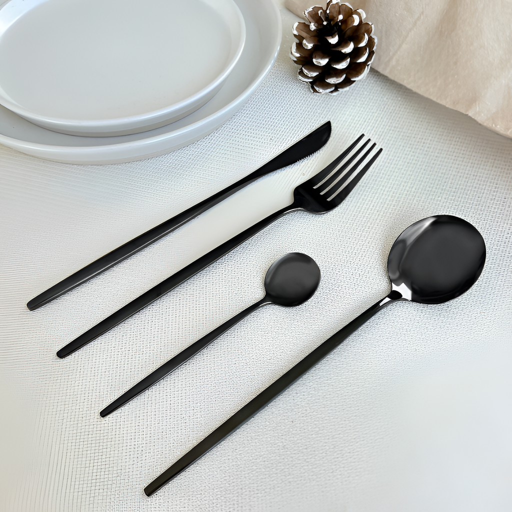 Juego de Cubiertos Minimalista Negro - Servicio de Mesa Moderno