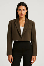 Blazer corto entallado para mujer con elegante cuello de solapa y diseño de frente abierto, confeccionado en mezcla de telas de alta calidad. 3