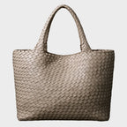Bolso tote de mujer de piel trenzada, grande y espacioso, con asas cómodas, ideal para uso diario. 6
