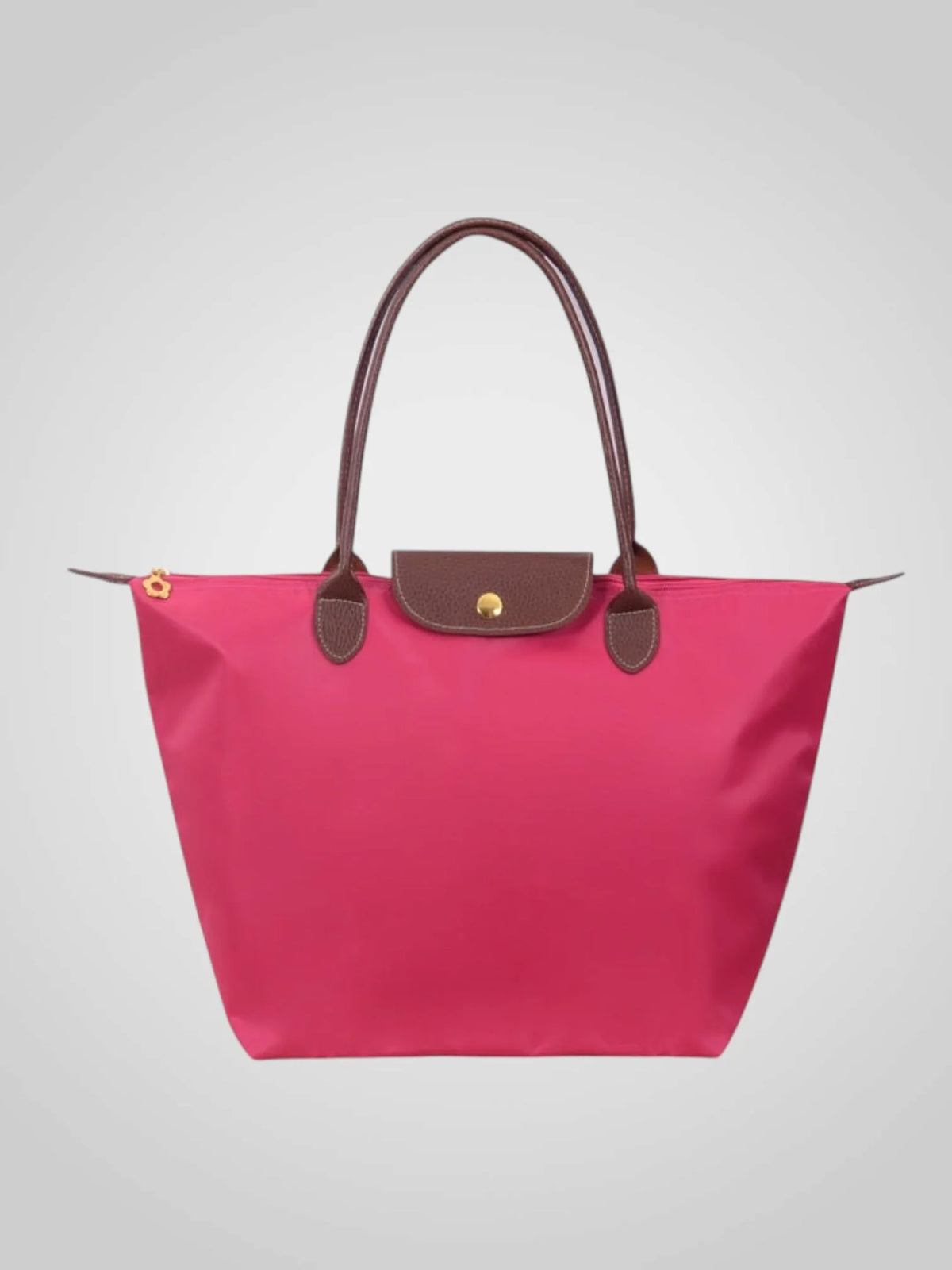 Bolso de hombro para mujer en cuero sintético negro, con correa ajustable, diseño amplio y elegante, ideal para el uso diario. 3