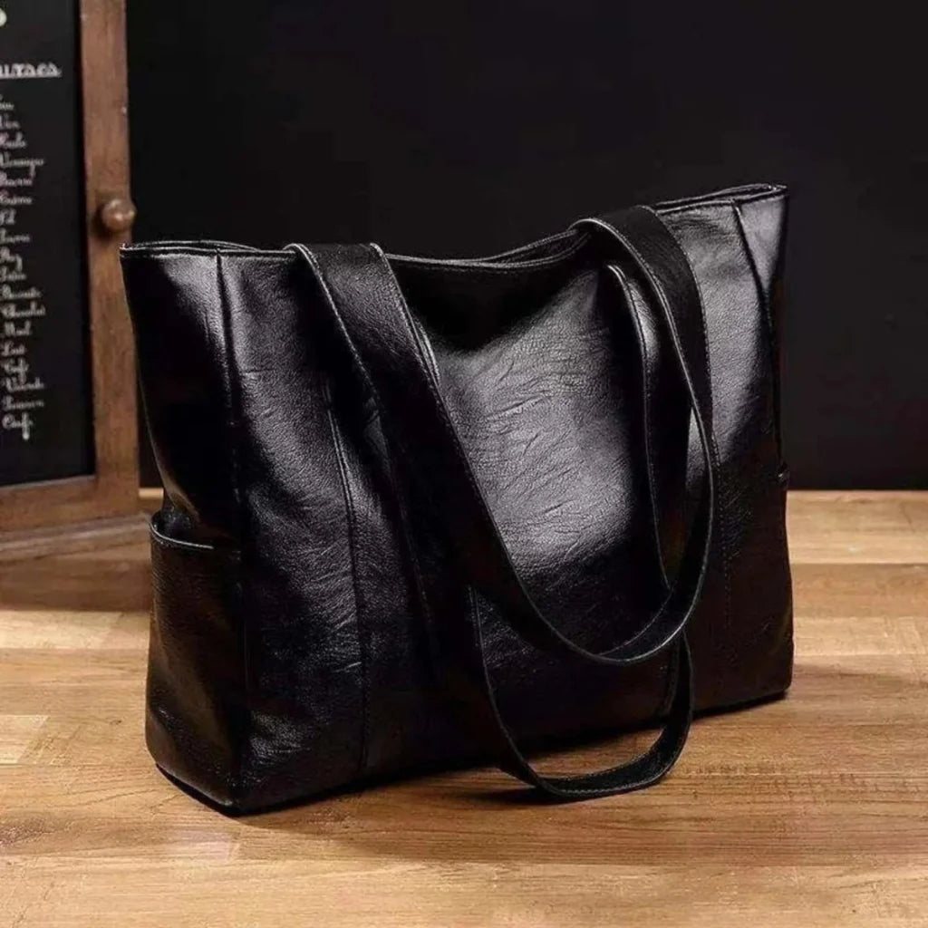 Bolso de hombro de mujer en cuero PU negro, elegante y versátil, con múltiples bolsillos, ideal para uso diario. 2