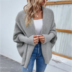 Cárdigan de punto extragrande con cuello chal y mangas murciélago en color gris, ideal para un look acogedor y moderno 0