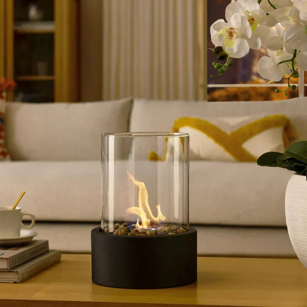Chimenea de mesa portátil con llama real de bioetanol, diseño moderno en vidrio y metal, ideal para decorar interiores y exteriores. 4
