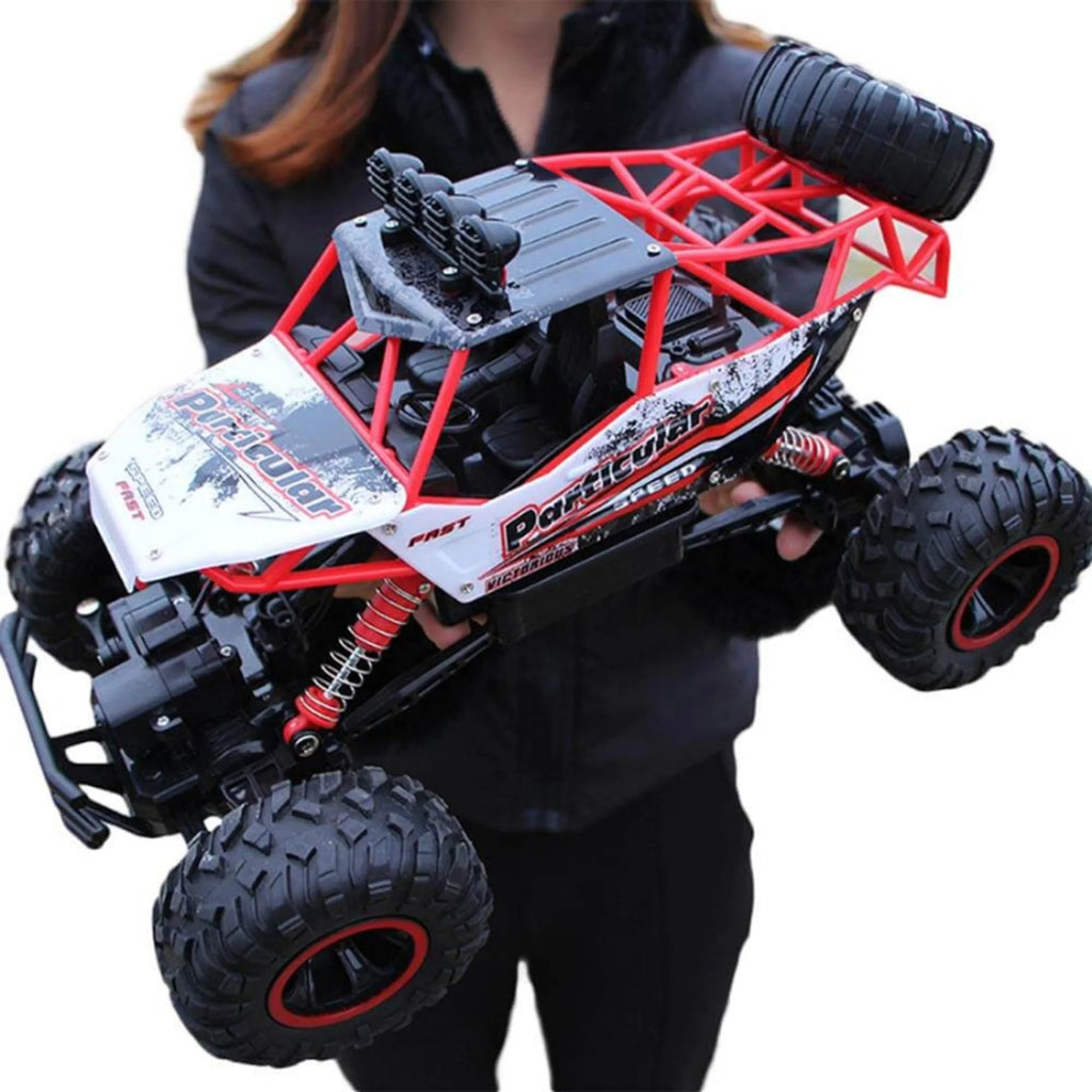 Coche teledirigido todoterreno 4x4 con batería recargable y carrocería resistente, perfecto para aventuras al 2