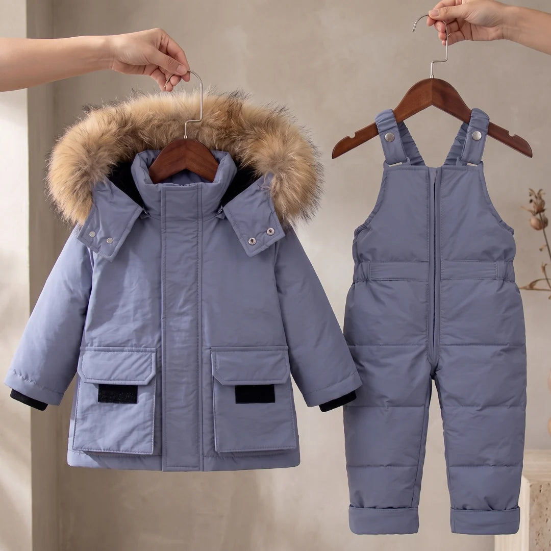 Conjunto acolchado para bebé con chaqueta y pantalón, ideal para invierno, fabricado en poliéster suave y cálido, disponible en 12
