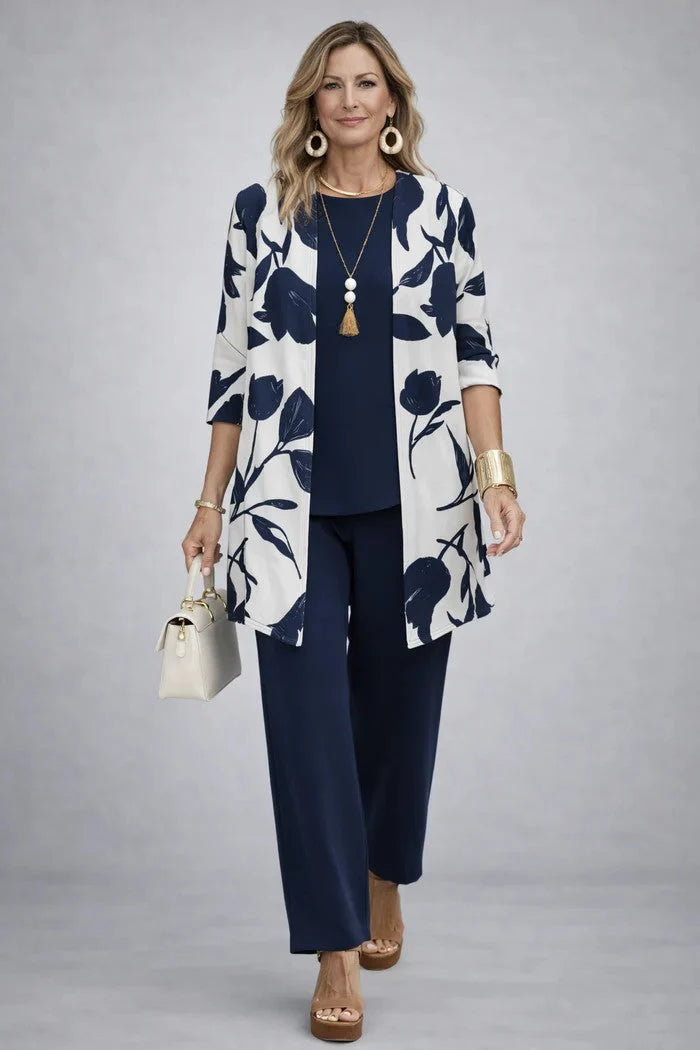 Conjunto deportivo para mujer con cárdigan fluido y estampado botánico, ideal para un look casual elegante en primavera y verano. 8