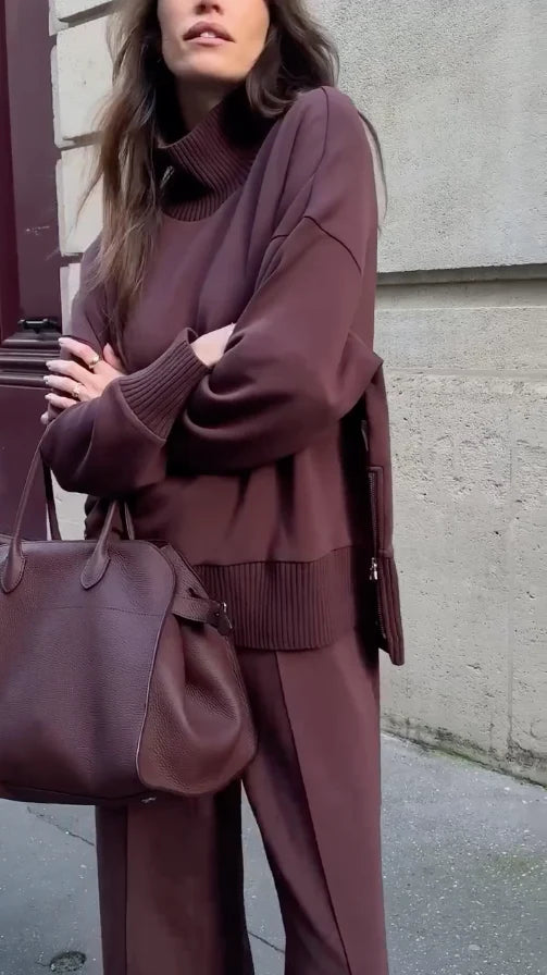 Conjunto de dos piezas para mujer con pantalón de pierna ancha y top holgado en estilo casual minimalista, ideal para looks relajados 1