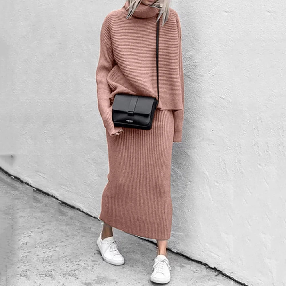 Conjunto de punto para mujer que incluye un top de manga larga y una falda maxi, ideal para un look casual elegante. 4