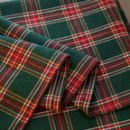 Cortina de poliéster con ojales y diseño a cuadros en estilo clásico, dimensiones 132 x 213 cm, ideal para decorar y 5