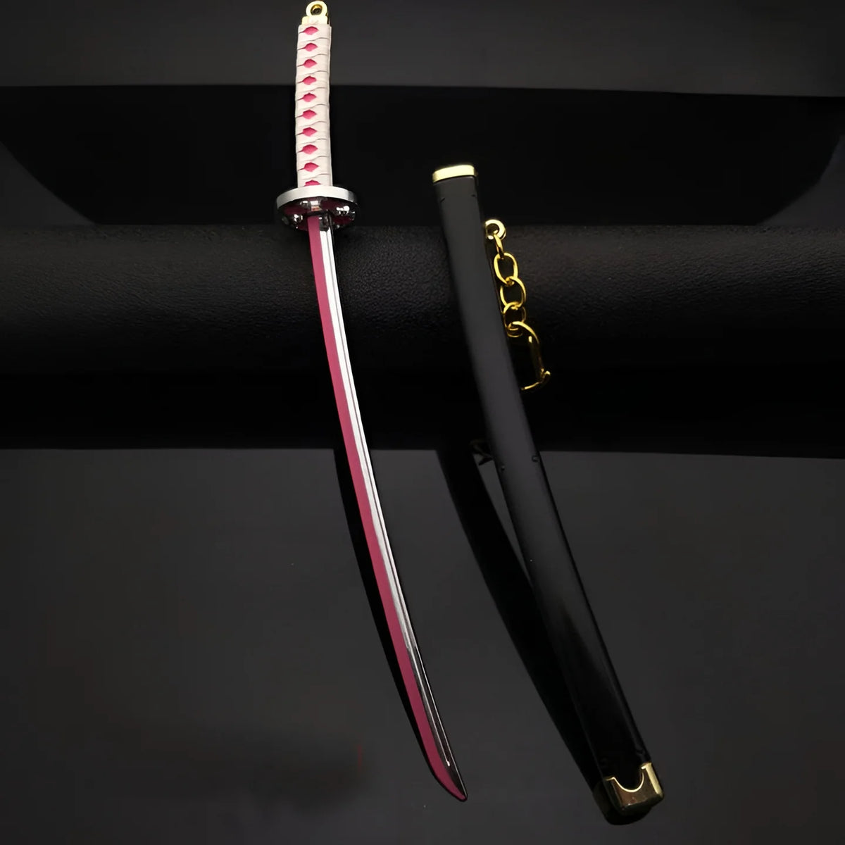Disfraz de cosplay de anime con kimono y espada, disponible en tallas infantiles y adultas, perfecto para Halloween y convenciones de anime 6