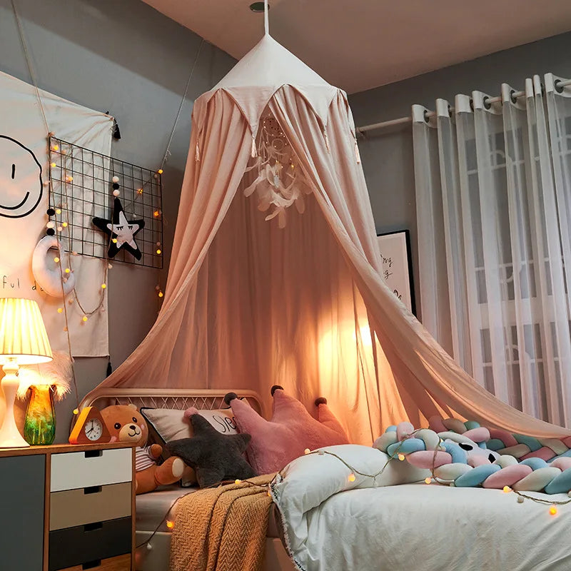Dosel infantil con volantes para cama, fabricado en poliéster y algodón, ideal para montaje en el techo, creando un ambiente acogedor 1