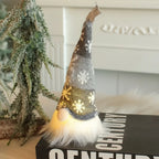 Gnomo Navideño LED con gorro largo y piernas colgantes, decorado con un diseño escandinavo encantador y luces suaves, 0