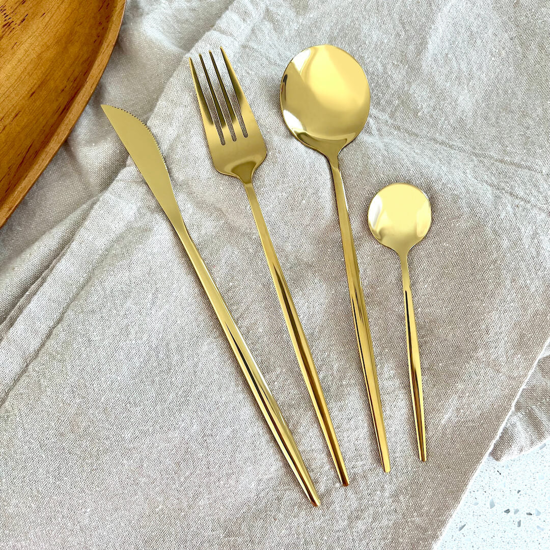 Juego De Cubiertos Dorados - Set Minimalista Para Comedor