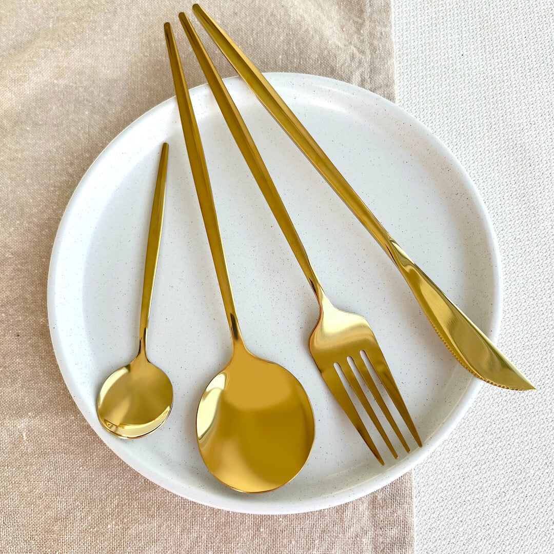 Juego De Cubiertos Dorados - Set Minimalista Para Comedor