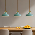 Lámpara colgante de cúpula LED con ajuste de color en hierro mate, diseño moderno ideal para cocinas y comedores. 6