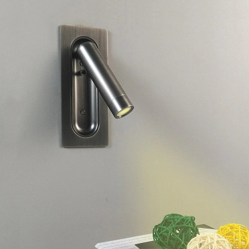 Lámpara de pared LED minimalista de aluminio con cabezal giratorio y control táctil, ideal para iluminación moderna en interiores. 2