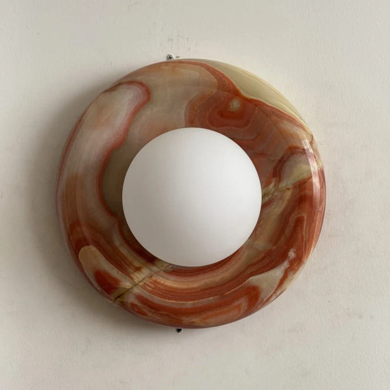 Lámpara de pared elegante con pantalla de cristal y placa de ónix, ideal para decoración de interiores y iluminación compacta. 19