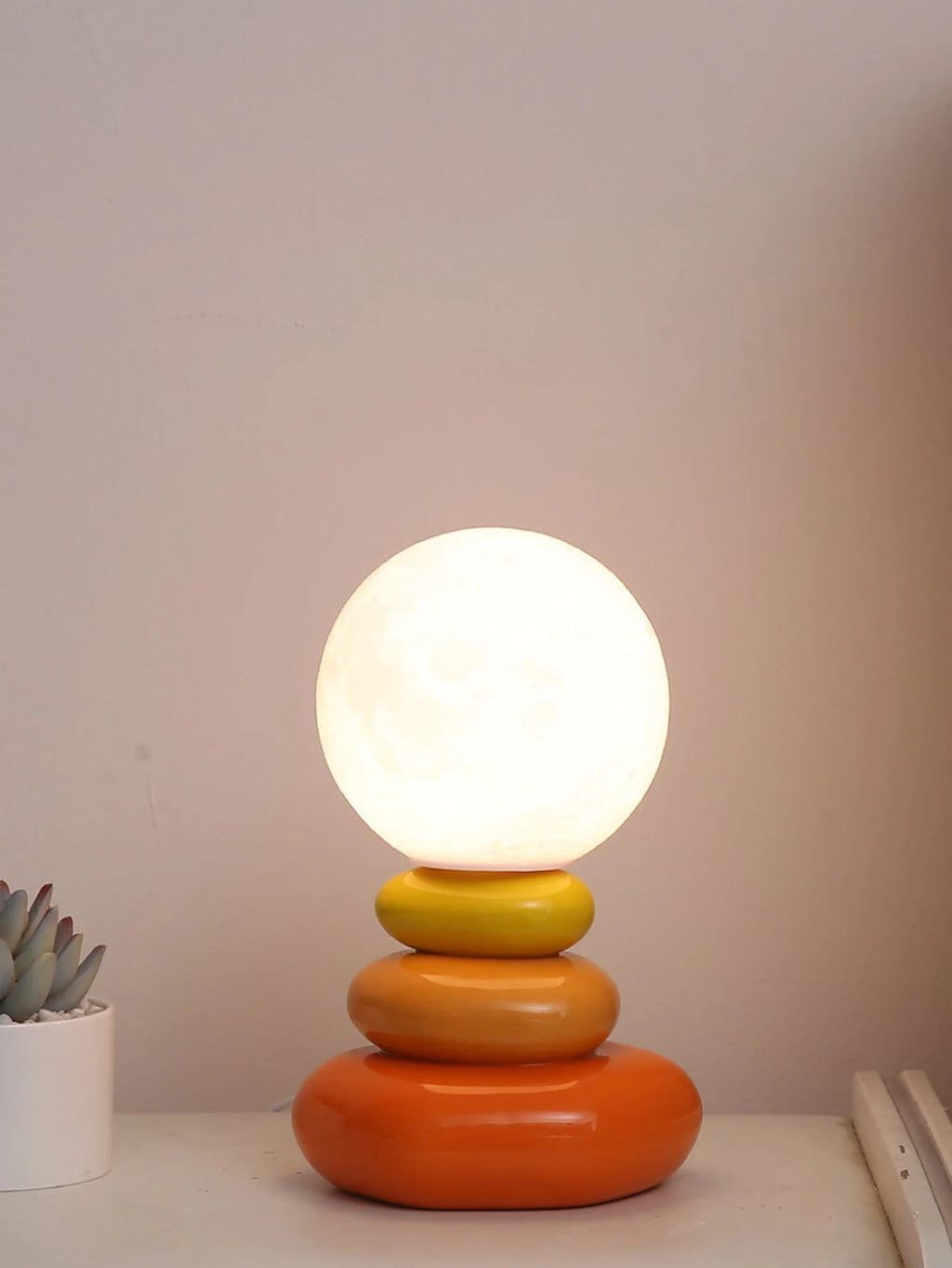 Lámpara de pie regulable LED de 160 cm para salón, diseño moderno en metal negro, ideal para iluminación contemporánea y decoración elegante. 4