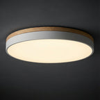 Lámpara de techo LED empotrada regulable con marco de madera, diseño moderno ideal para iluminar cocinas y salas de estar. 4