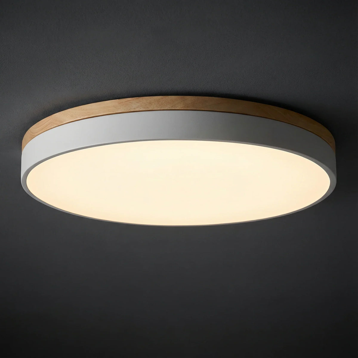 Lámpara de techo LED empotrada regulable con marco de madera, diseño moderno ideal para iluminar cocinas y salas de estar. 4
