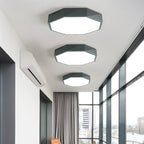 Lámpara de techo LED moderna con diseño escandinavo en hierro y acrílico, perfecta para iluminar pasillos y salas de estar. 0