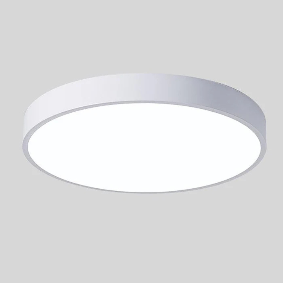 Lámpara de techo LED de diseño escandinavo en madera y acrílico, ideal para una iluminación suave y eficiente en interiores modernos. 11