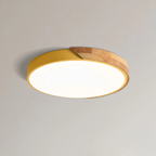 Lámpara de techo LED de diseño escandinavo en madera y acrílico, ideal para una iluminación suave y eficiente en interiores modernos. 14