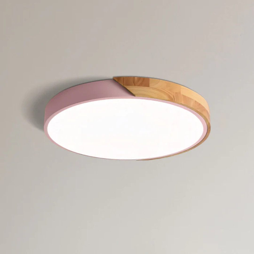 Lámpara de techo LED de diseño escandinavo en madera y acrílico, ideal para una iluminación suave y eficiente en interiores modernos. 17