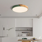 Lámpara de techo LED de diseño escandinavo en madera y acrílico, ideal para una iluminación suave y eficiente en interiores modernos. 4