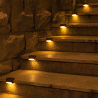 Luces Solares para Escaleras Compactas con Iluminación Exterior – Carcasa Marrón o Negra, Paquete de 8 y 16 Unidades 1