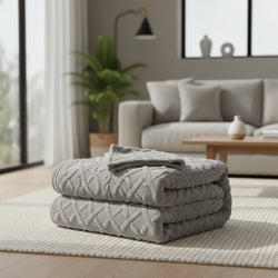 Manta polar de doble capa con patrón geométrico moderno, suave y lavable, perfecta para sofá y cama. 0