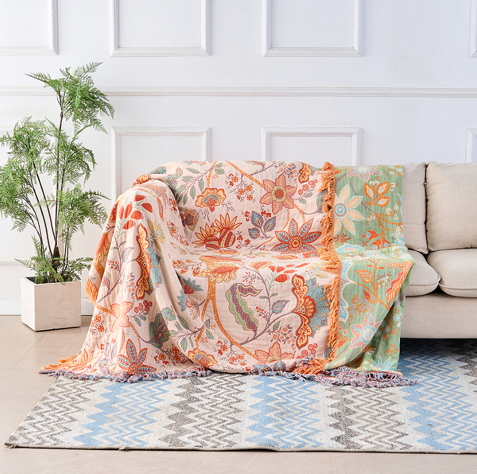 Manta de algodón floral boho lavable a máquina con flecos, diseño rústico en fondo crema con flores naranjas y azules 1