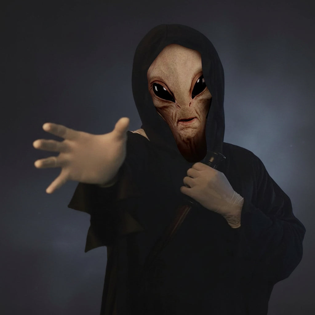 Máscara alienígena de látex realista para Halloween, diseñada para una cobertura completa de cabeza, ideal para disfraces y eventos temáticos. 3