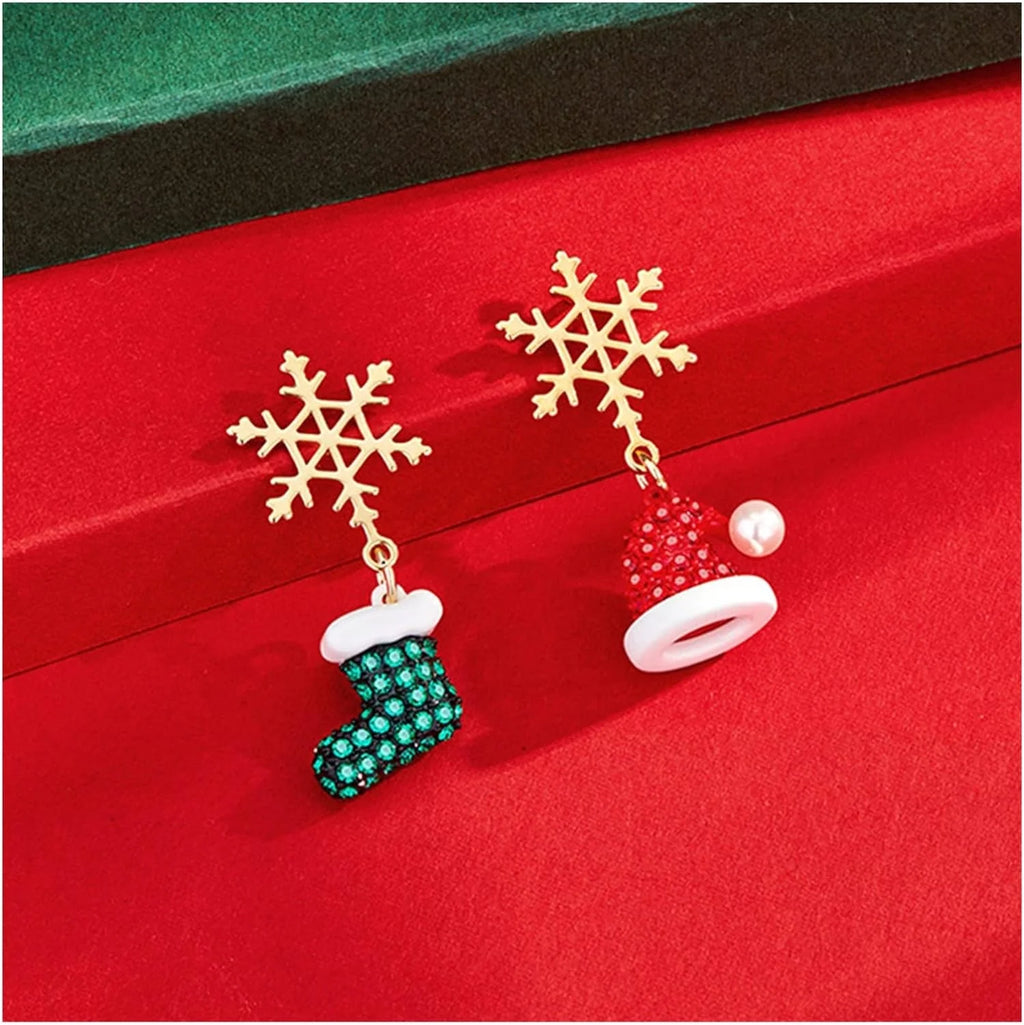 Pendientes colgantes de copo de nieve y árbol de Navidad en acero inoxidable chapado en oro, perfectos para añadir un toque de eleg 2