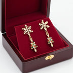 Pendientes colgantes de copo de nieve y árbol de Navidad en acero inoxidable chapado en oro, perfectos para añadir un toque de eleg 4