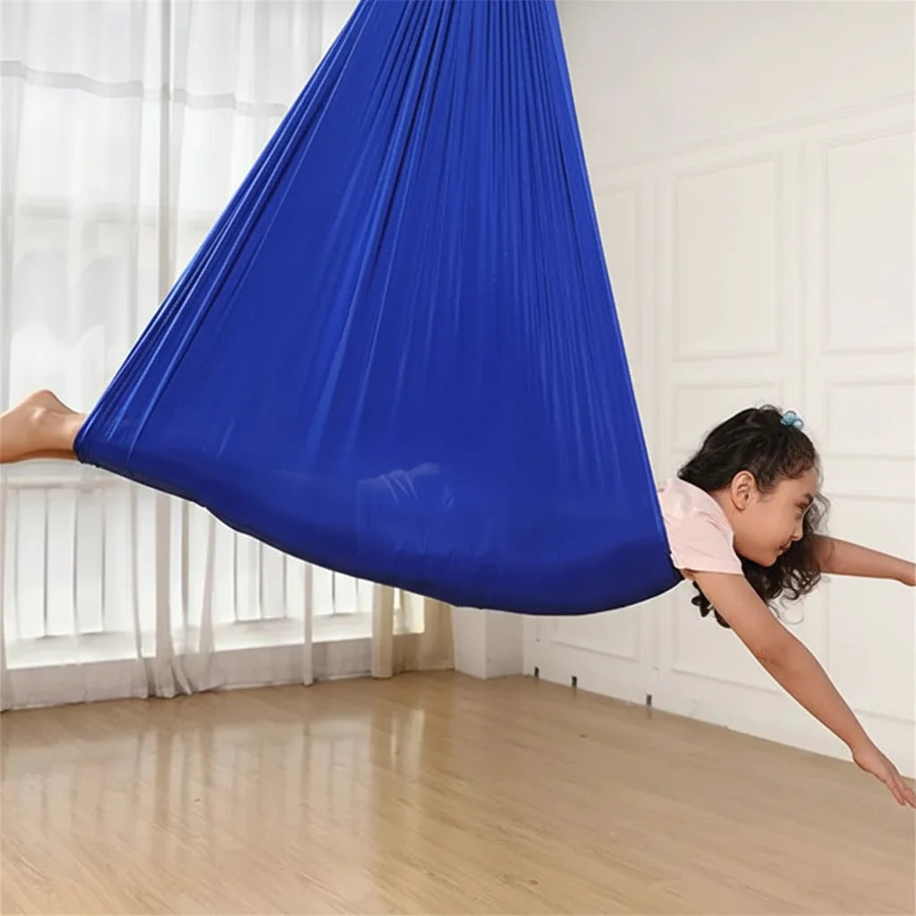 Silla hamaca infantil colgante estilo capullo, ideal para juego y relajación en interiores, medidas 100 cm x 280 cm. 3