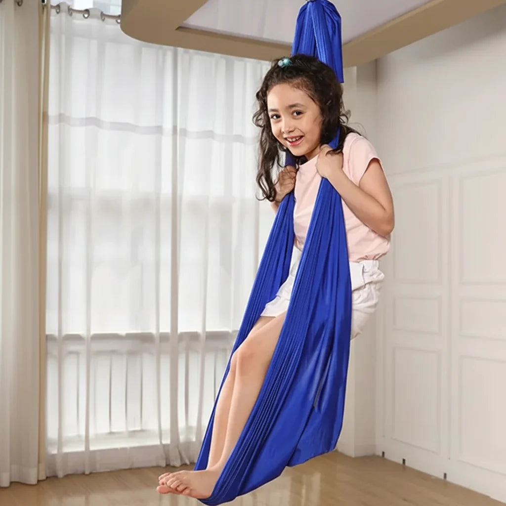 Silla hamaca infantil colgante estilo capullo, ideal para juego y relajación en interiores, medidas 100 cm x 280 cm. 4