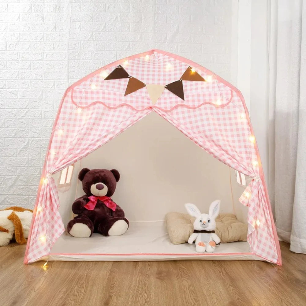 Tienda de juegos infantil colgante con diseño plegable, fabricada en tela suave de estilo moderno en tonos neutros, ideal para crear un 6